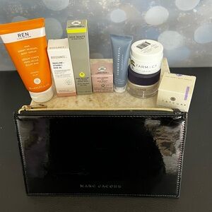 8 Piece Skin Care Bundle with Marc Jacob’s Pouch